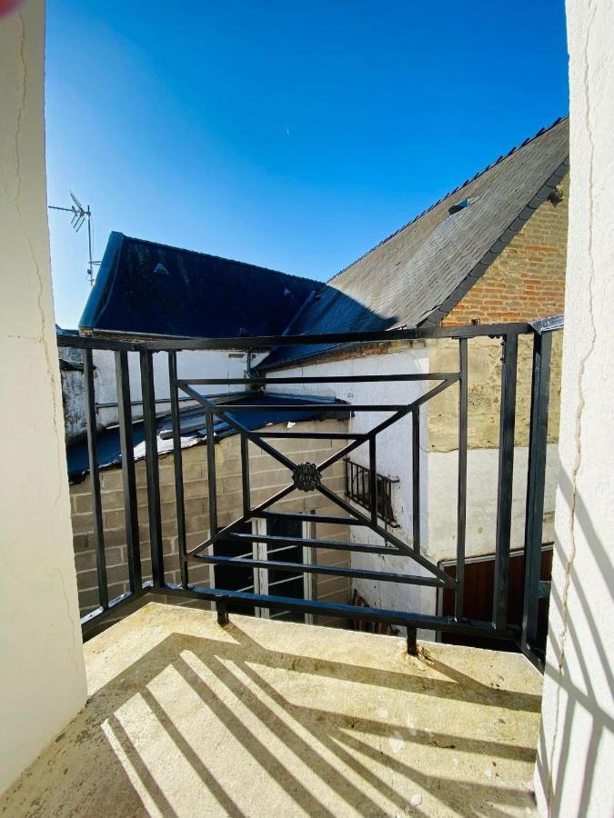 L'Escapade Apartment Laon Exterior foto